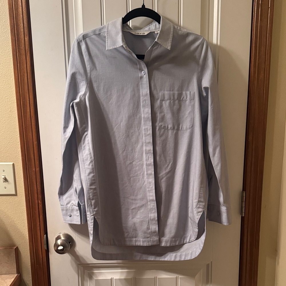 Orvis Women's Light Blue Button Down Shirt